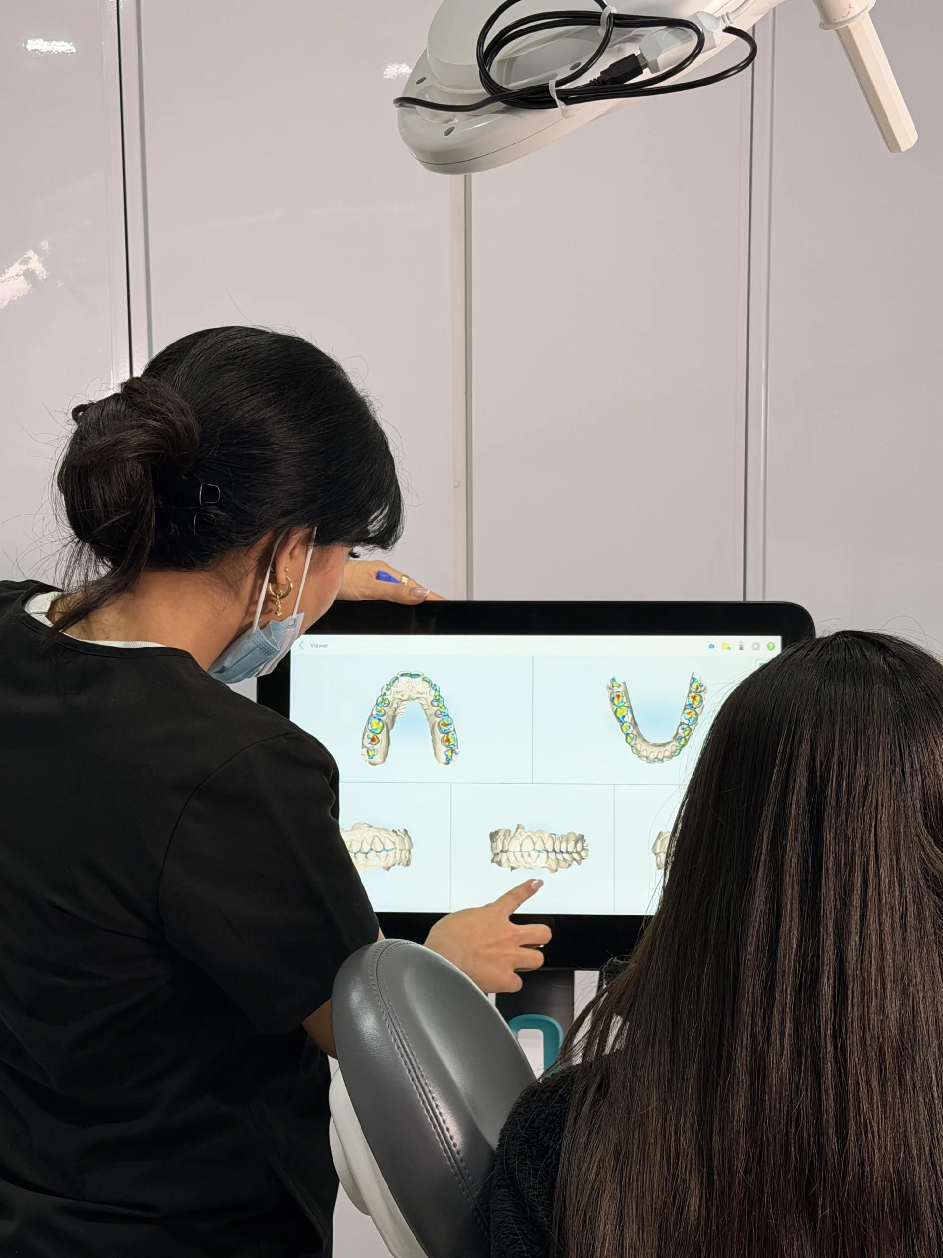 Alignment and bonding combination